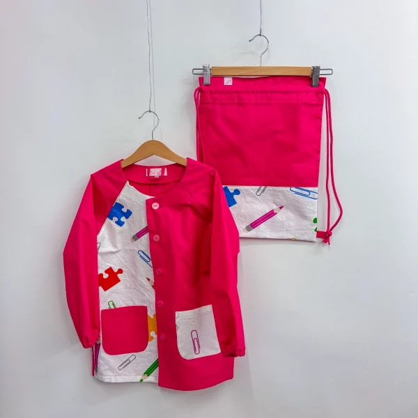Set grembiulino con sacchetto spalla - fucsia - matite - tg122