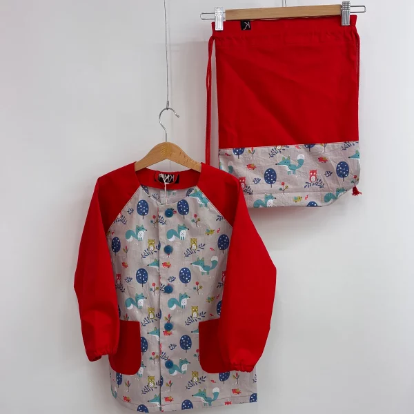 Set grembiulino con sacchetto spalla - animali del bosco - rosso - corpo fantasia - tg 116